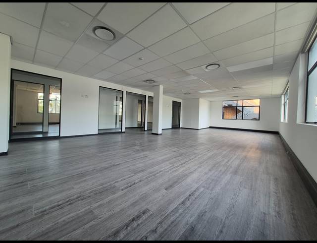 469M² OFFICE TO LET IN RIVONIA